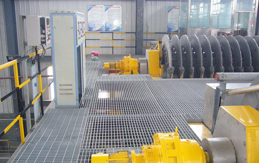 張家口達(dá)能電力廠鋼格板案例