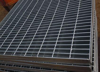 平臺鋼格板出現裂紋的原因